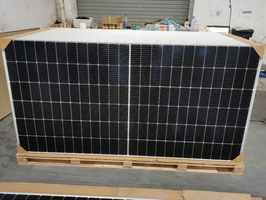 شراء PV الوحدة النمطية أحادية السليكون خلية الطاقة الشمسية لوحة 540W 550W online manufacture